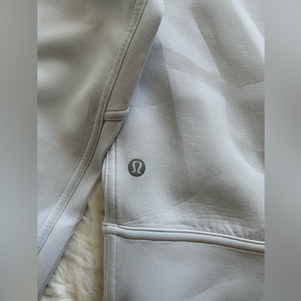 lululemon athletica Rogue Jacket - Picture 13 of 16